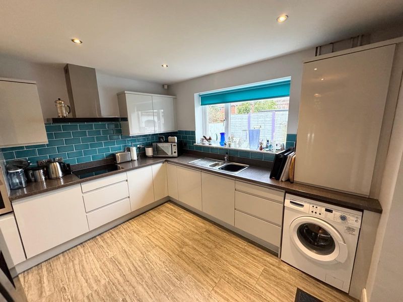 Property photo 2 of 16 Photo 2