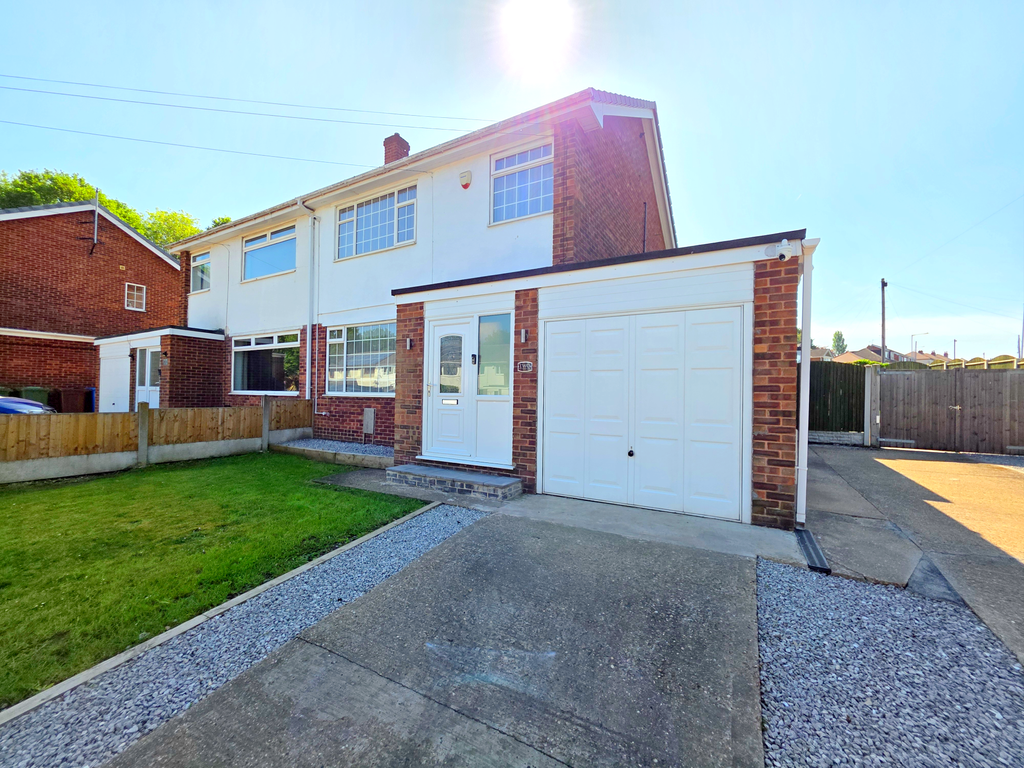 Property photo 2 of 26