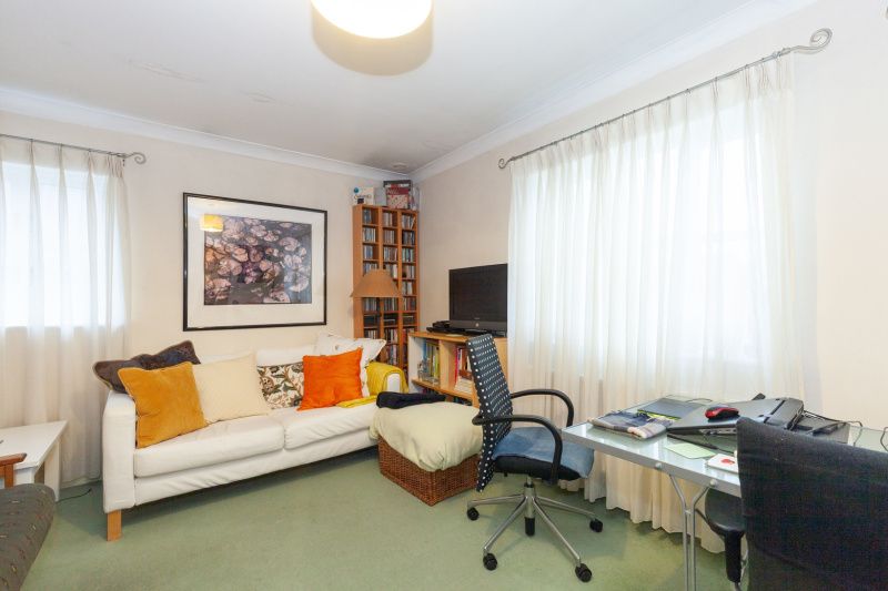 Property photo 3 of 10 Living Room