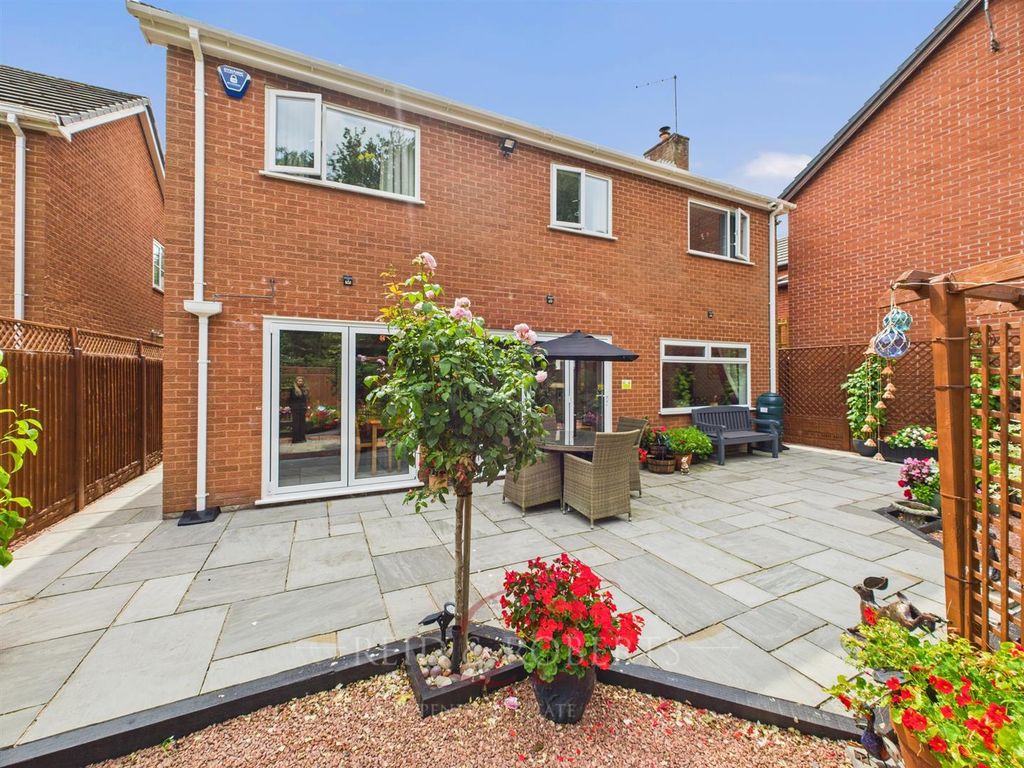 Property photo 1 of 23 Cam03999G0-Pr0179-Still016.Jpg