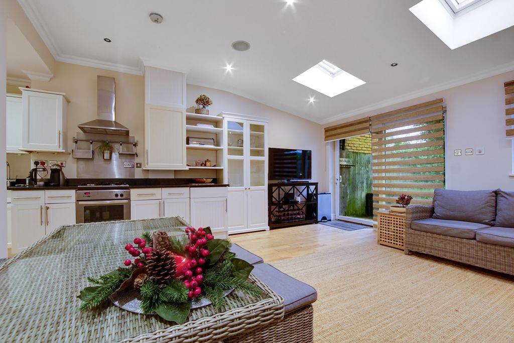 Property photo 2 of 13 05-608Fdsc09939