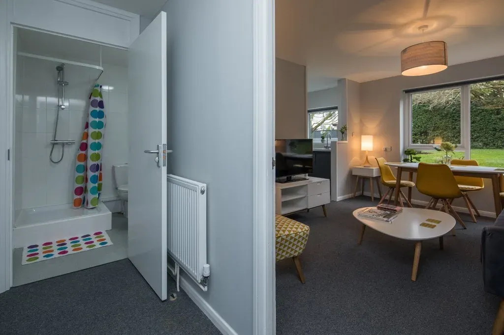 Property photo 3 of 12