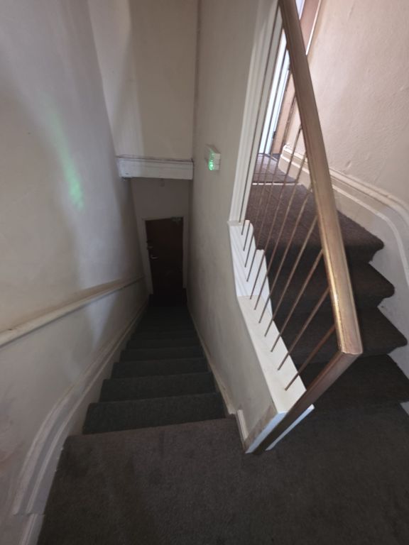 Additional image 9 of 2 bed flat to rentMarine Road, Abergele LL22