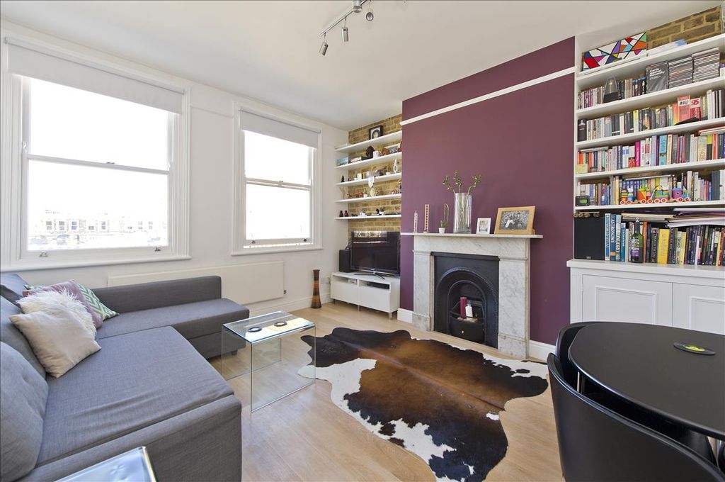 Property photo 1 of 6