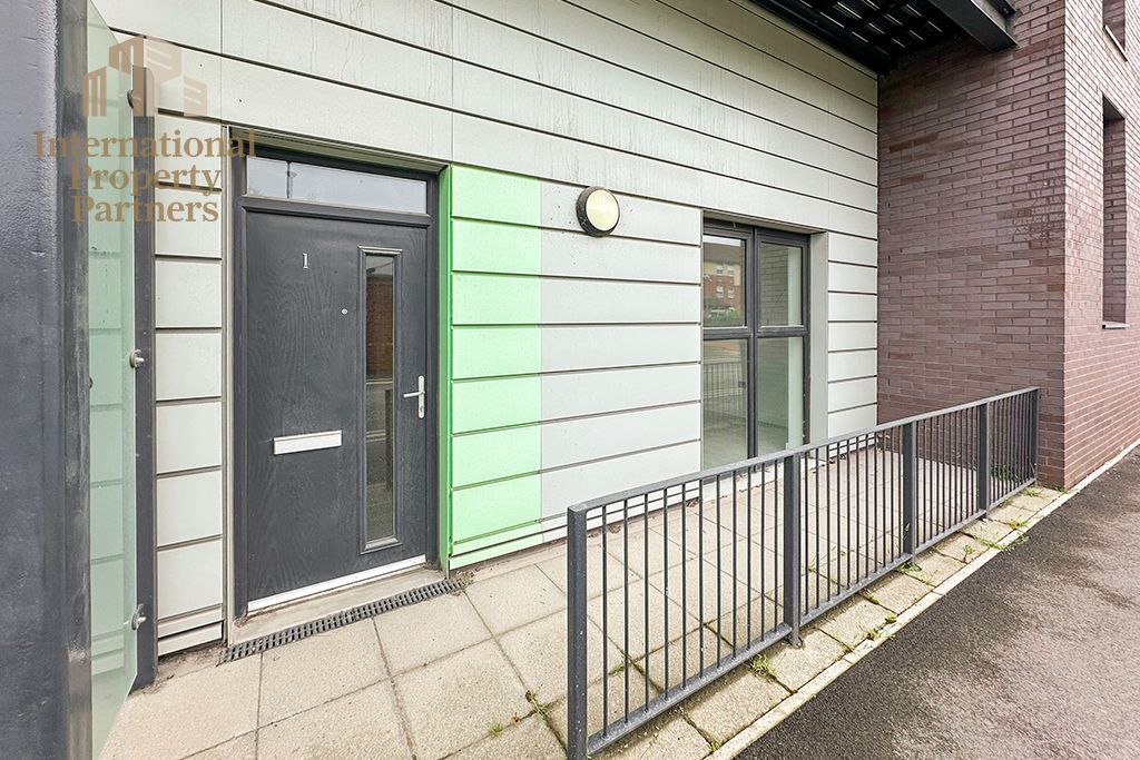 Property photo 1 of 22
