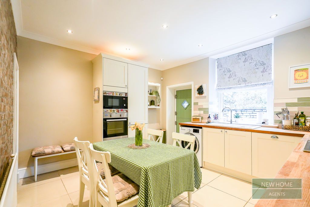 Property photo 2 of 18 Photo 1