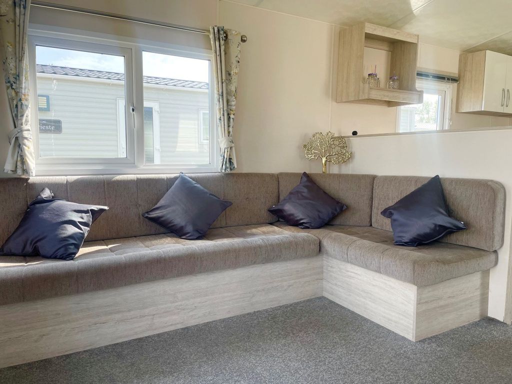 Property photo 1 of 6 Car0061364 - Static Caravan