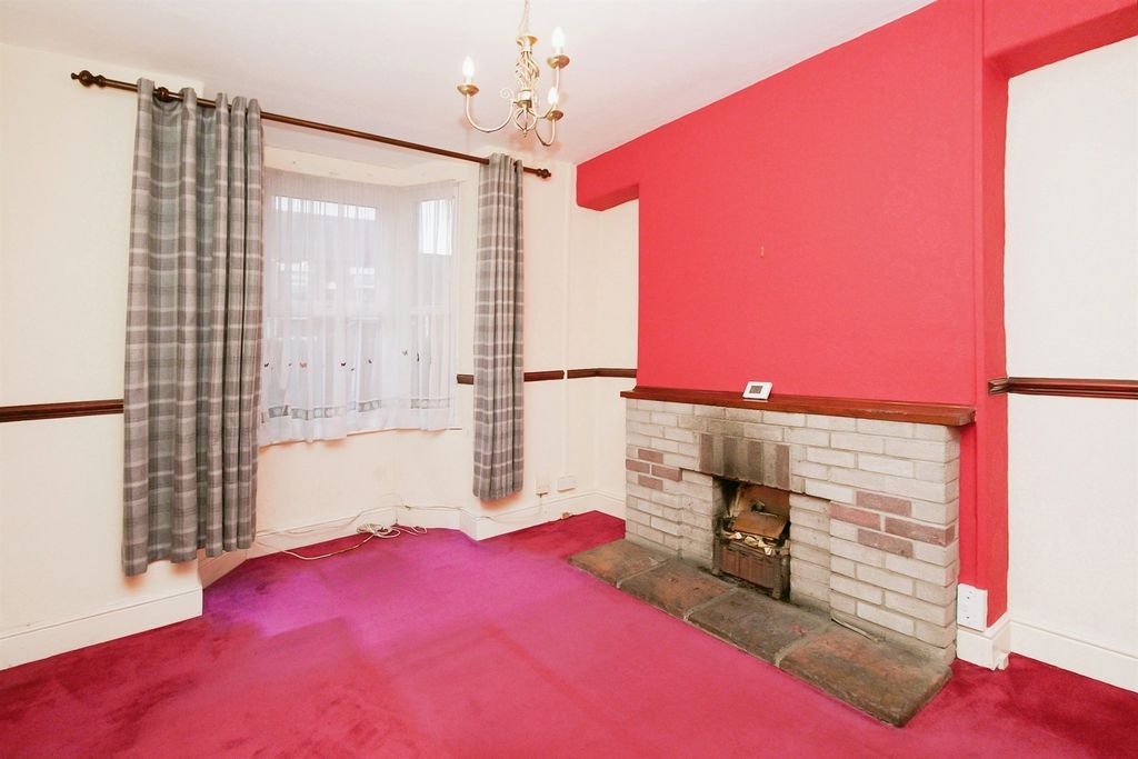 Property photo 2 of 14