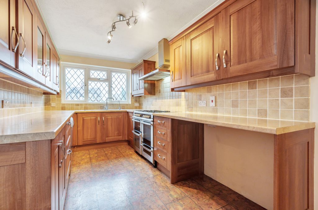 Property photo 2 of 13 964693 (3).Jpg