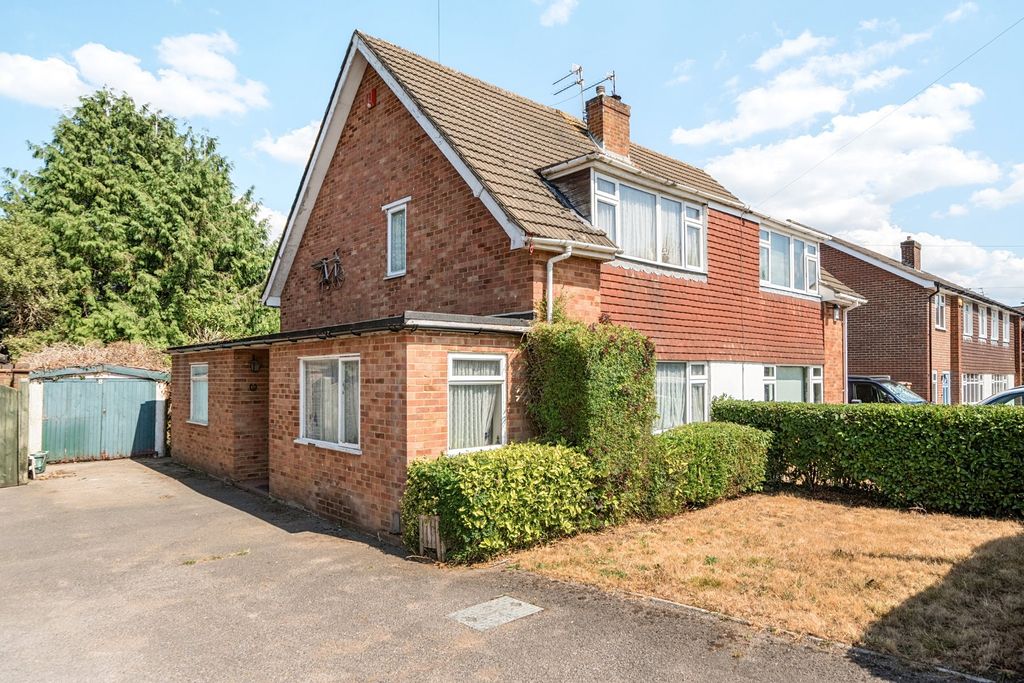 Property photo 1 of 17 Picture No. 05