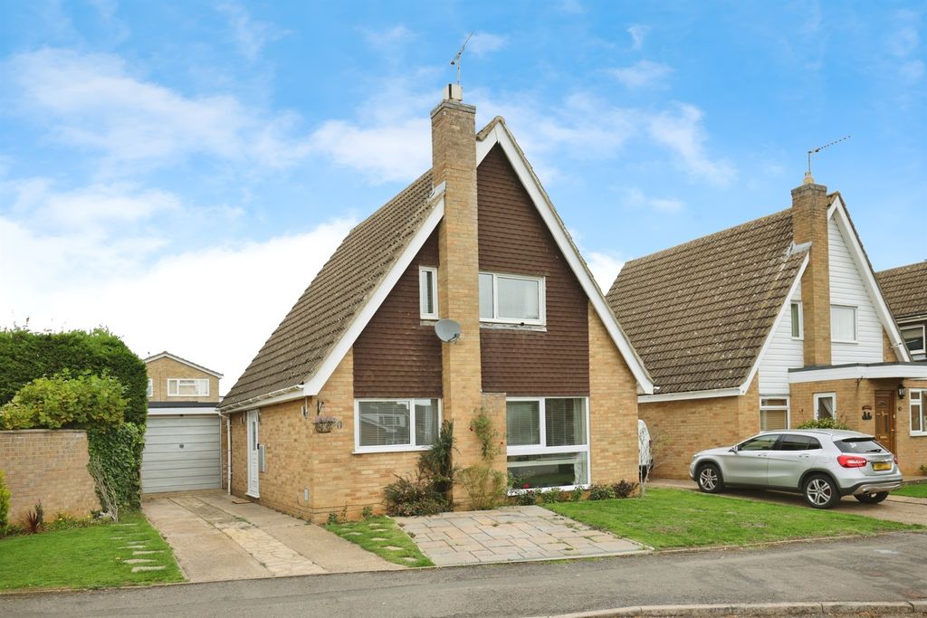 Property photo 1 of 17