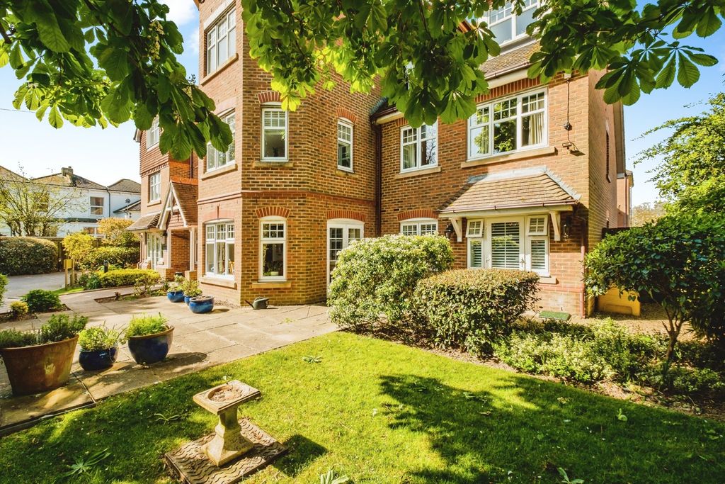Property photo 1 of 18 Pbox-Img.Jpg