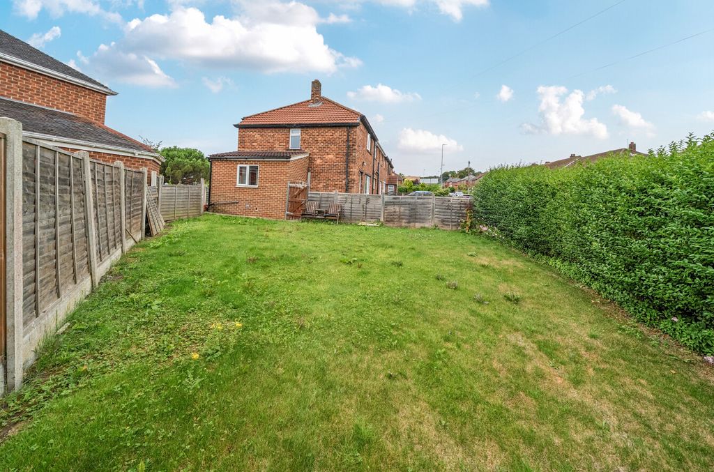 Property photo 3 of 19 1324749-1-688c817...