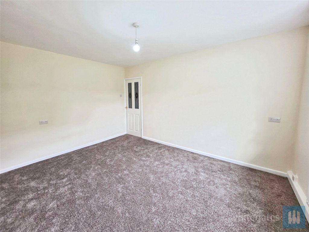 Property photo 3 of 13 Picture No. 10