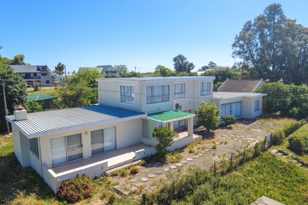 Property photo 2 of 45 La1720782