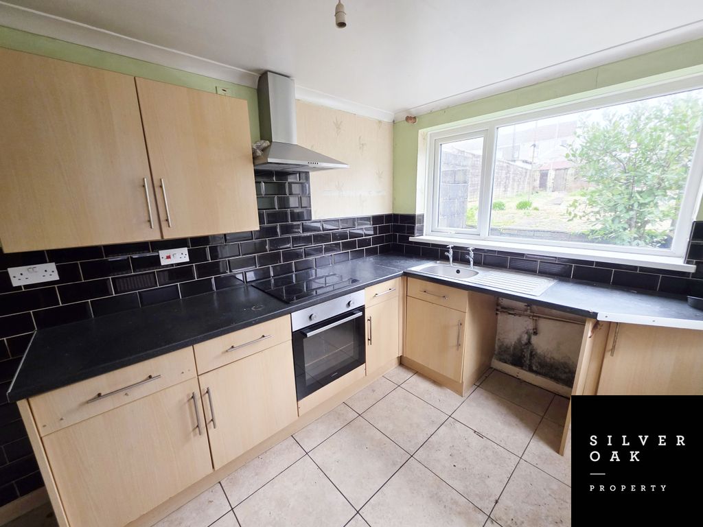 Property photo 3 of 10 3