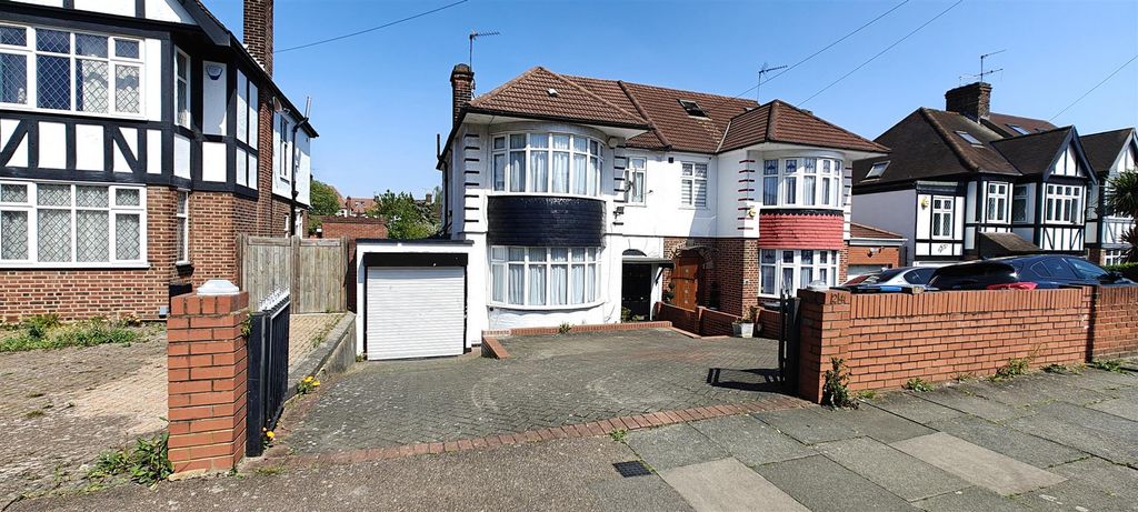 Property photo 1 of 29