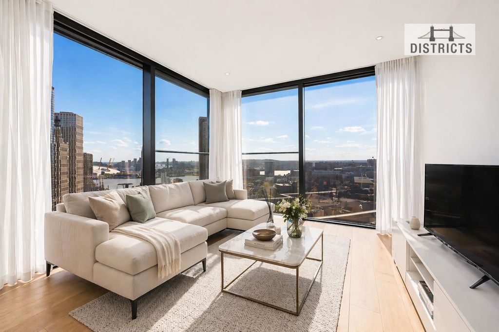Property photo 1 of 19 Lr.Png