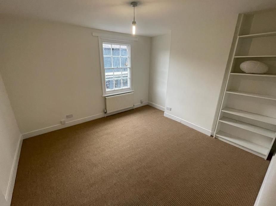 Property photo 3 of 22 4