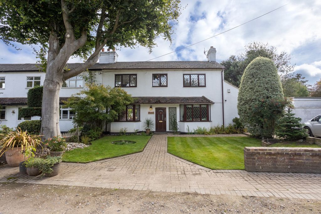 Property photo 1 of 48