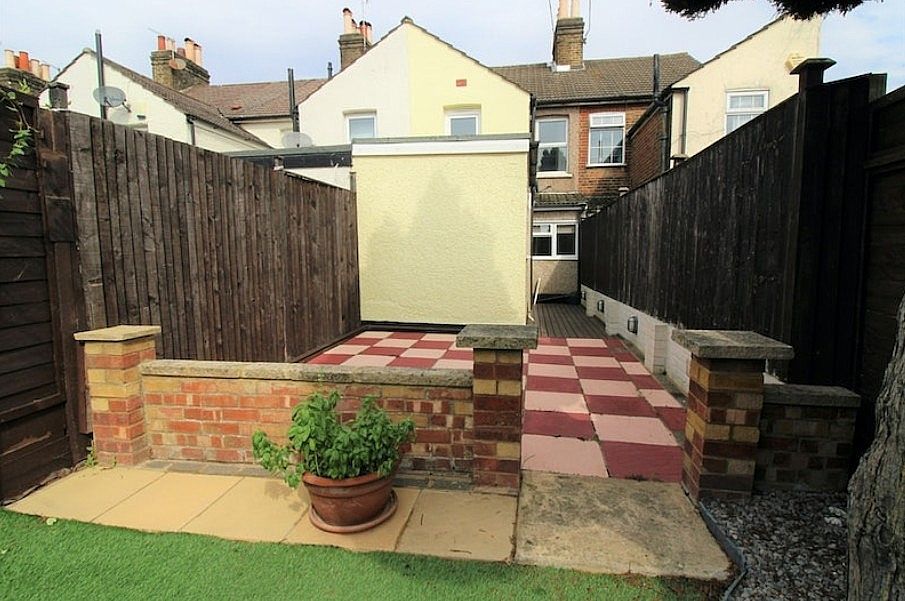 Property photo 3 of 14 Image