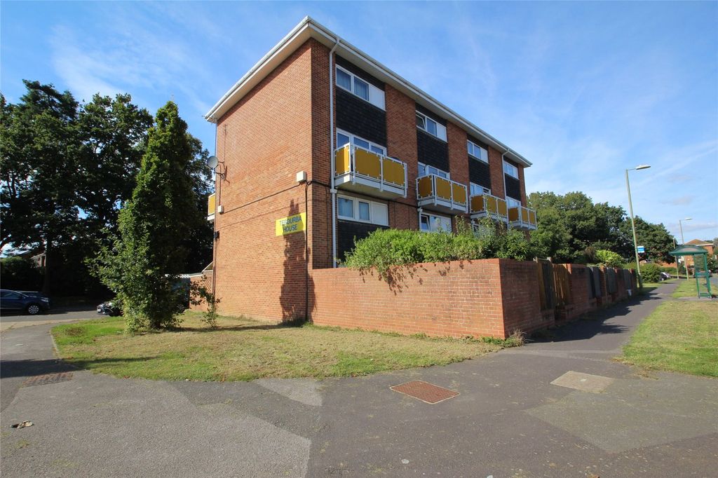 Property photo 1 of 14 Picture No. 16