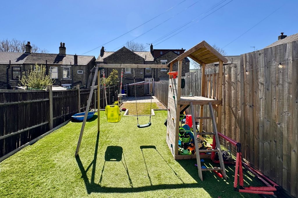 Property photo 3 of 24