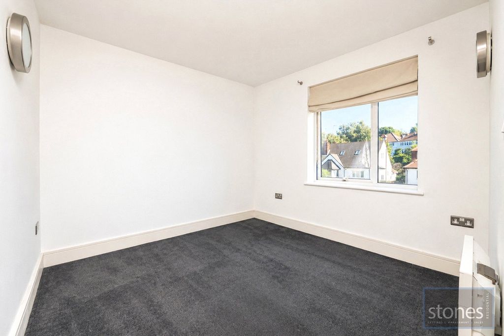 Property photo 3 of 16 Picture No. 10