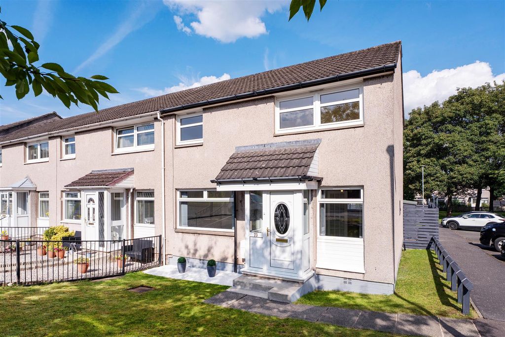 Property photo 1 of 22 73Coursington-23.Jpg