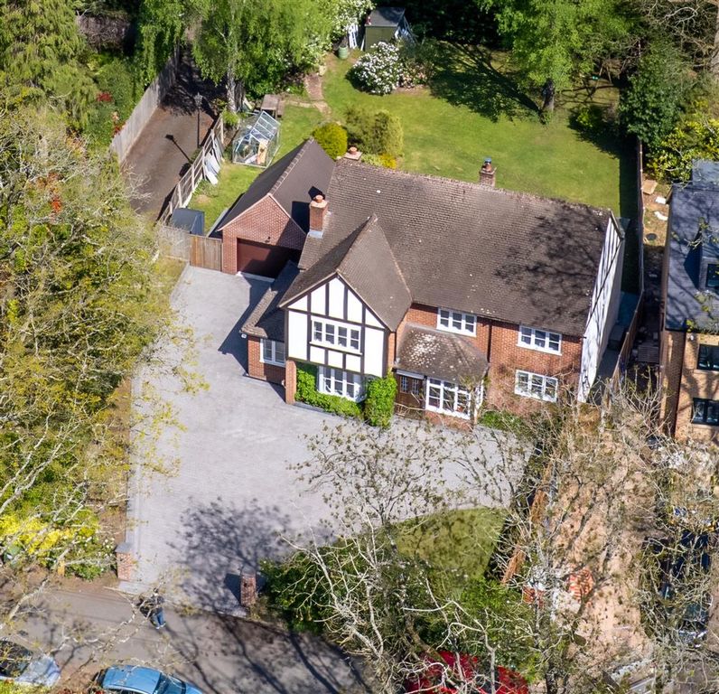 Property photo 1 of 39