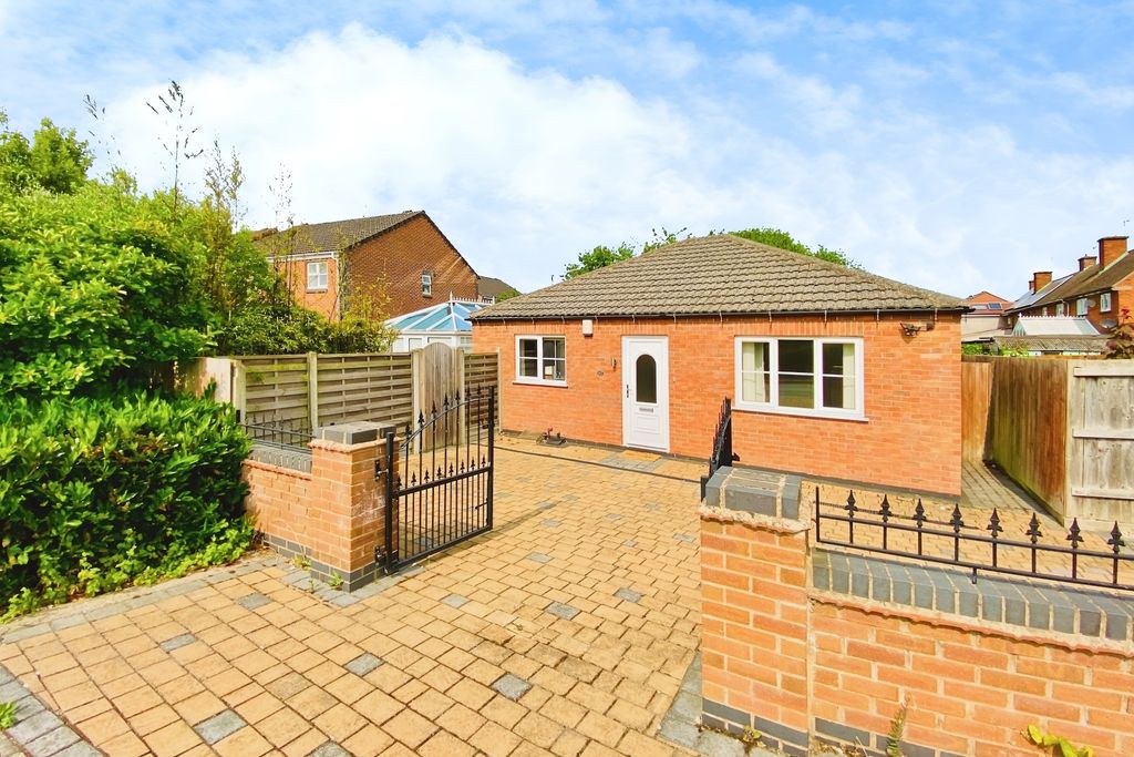 Property photo 1 of 27