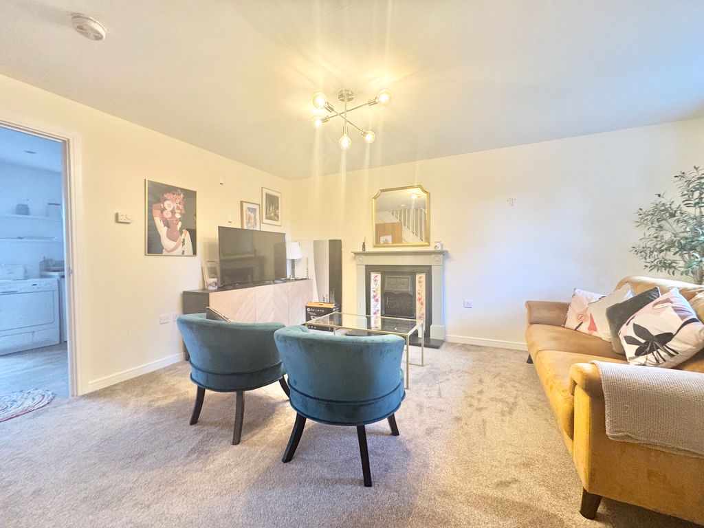 Property photo 3 of 12 Living Room