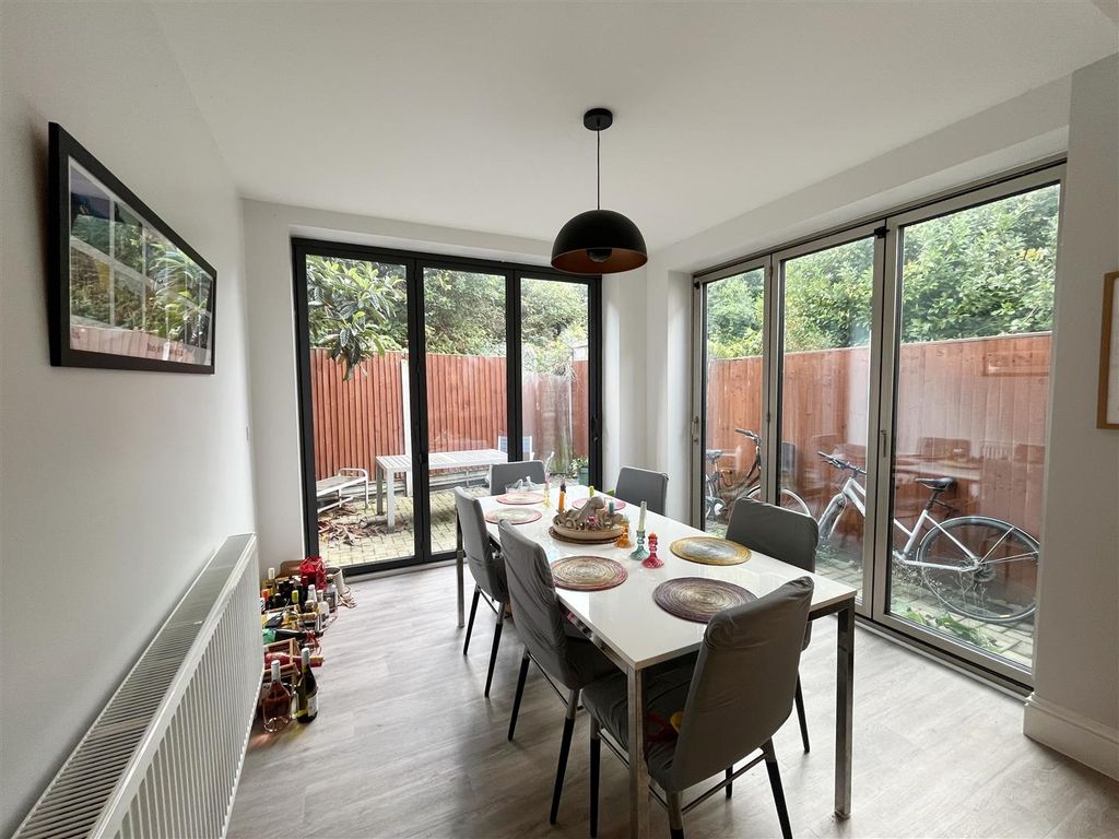 Property photo 3 of 15 Eden Harper Trundleys Road