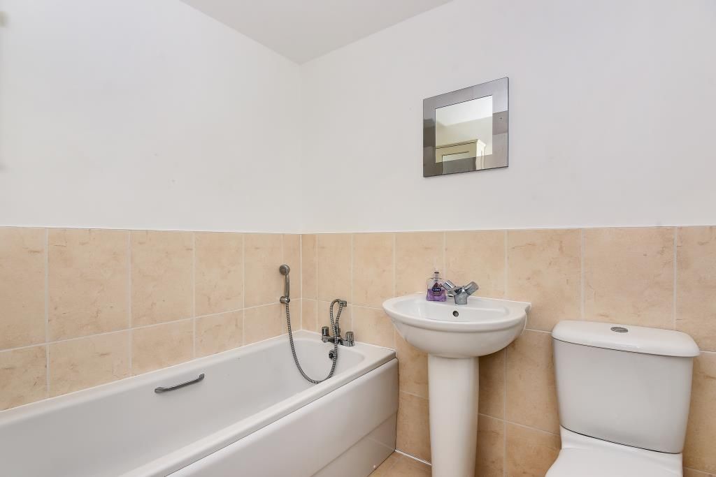 Property photo 3 of 12 Bathroom