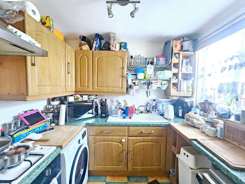 Property photo 3 of 9 Image