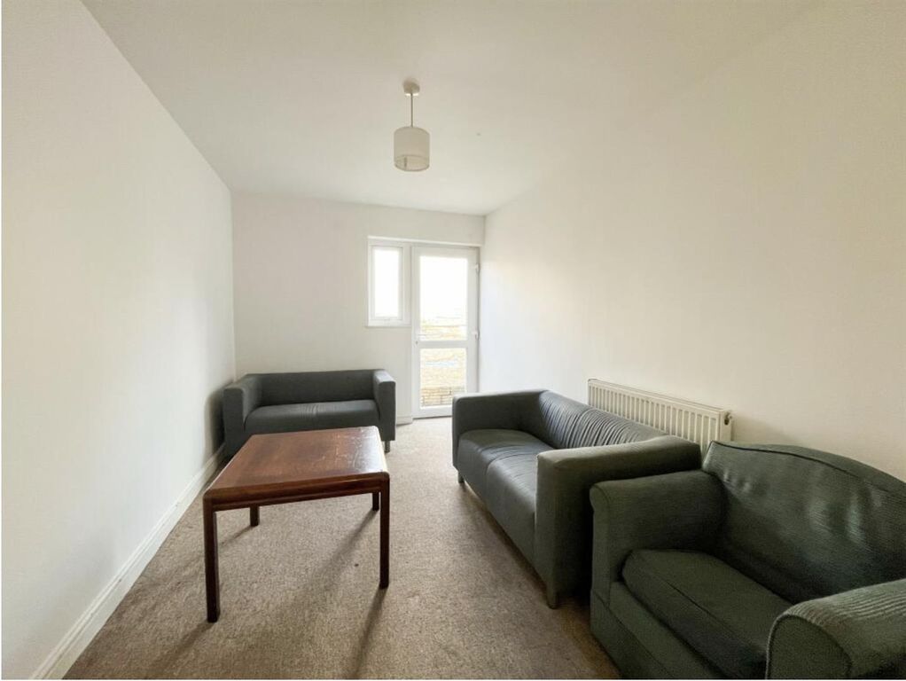 Property photo 3 of 7 Communal Area