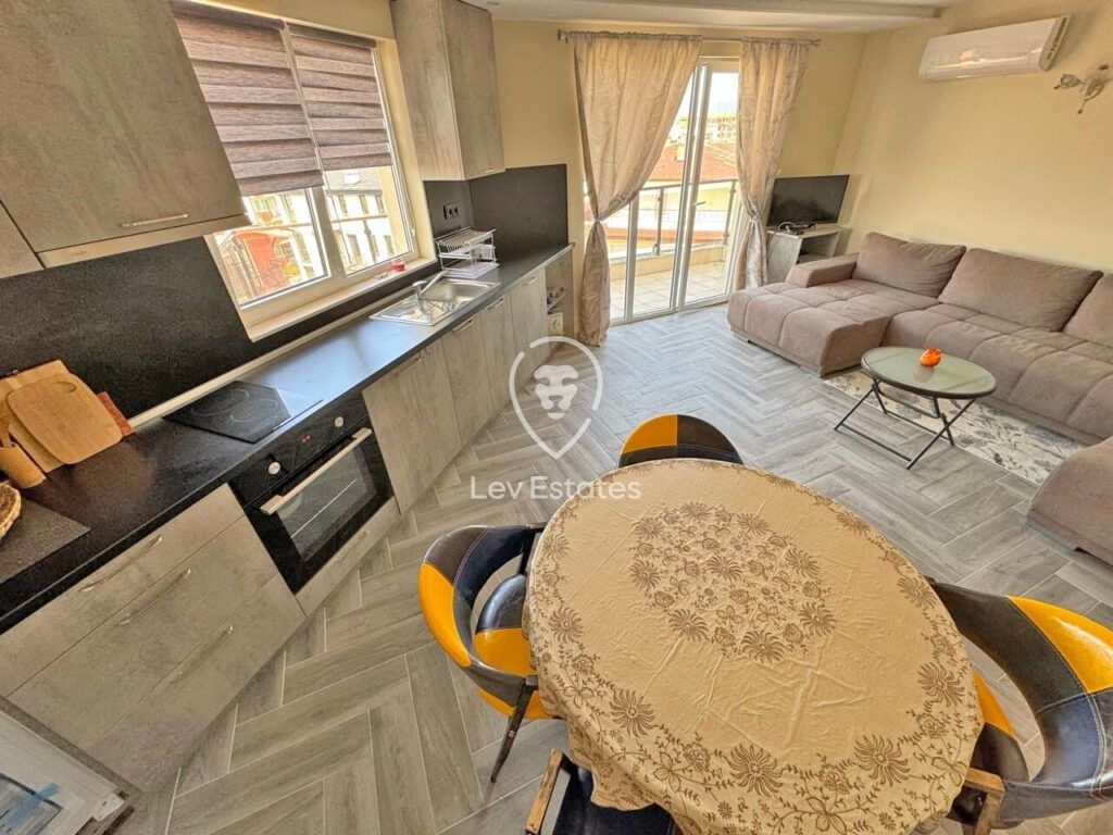 Property photo 1 of 15