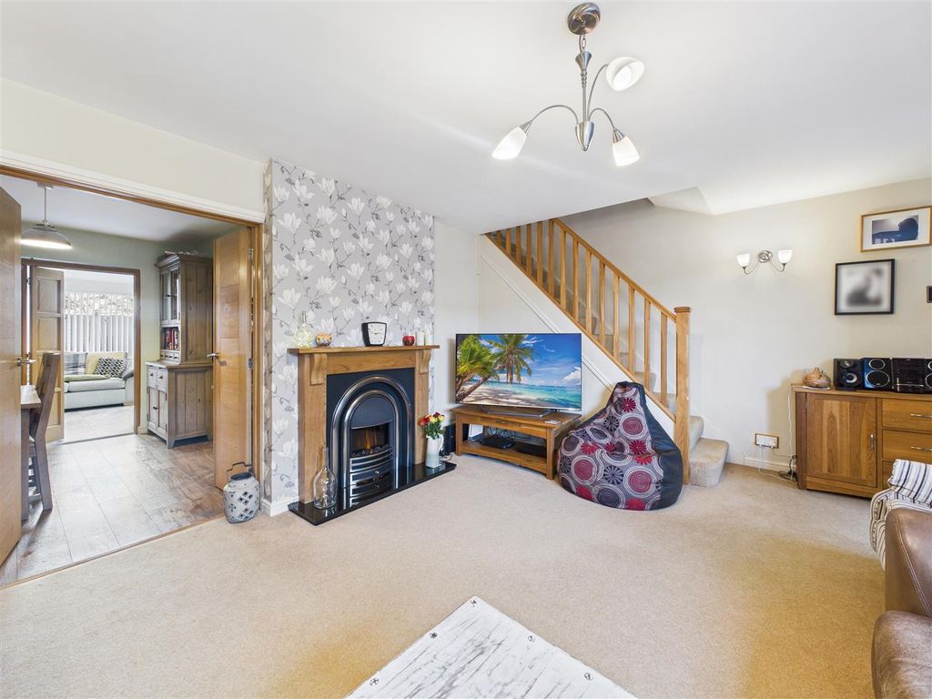 Property photo 3 of 21 Cam05476G0-Pr0088-Still016.Jpg