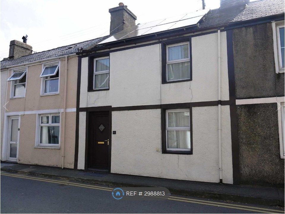 Property photo 1 of 3