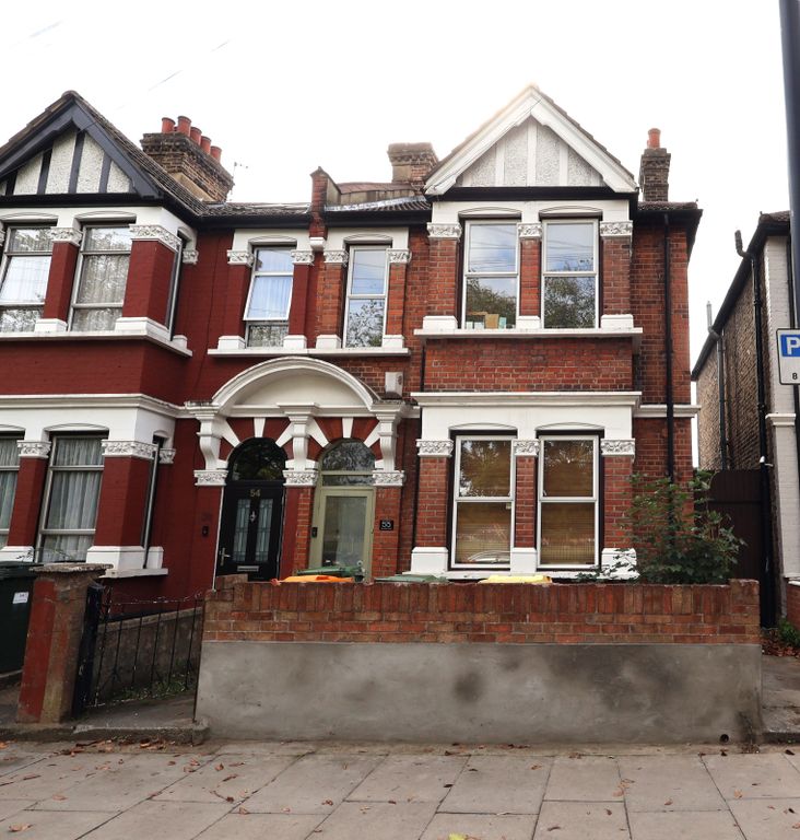 Property photo 1 of 11 1 Bedroom Ground Floor Garden Flat For Rent