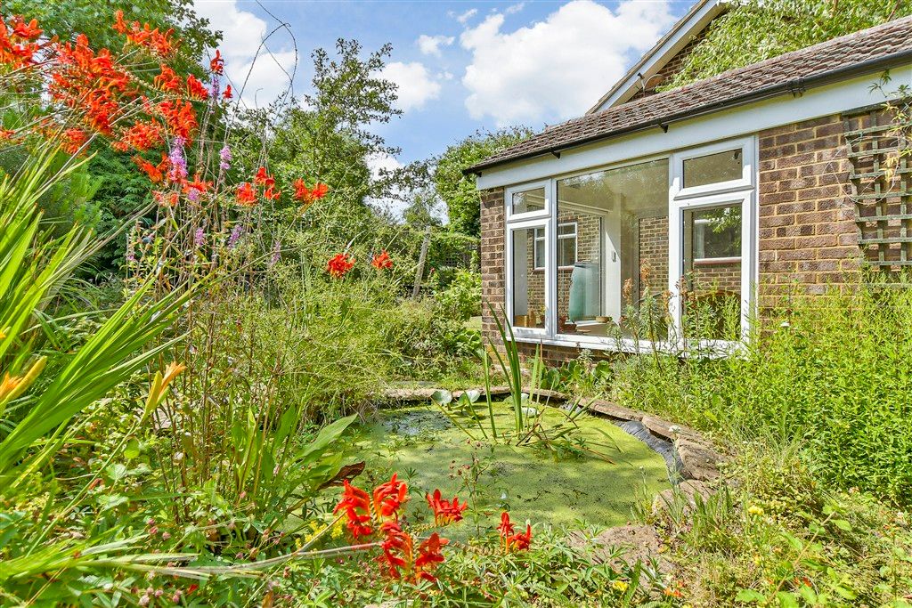Property photo 2 of 12 External Lifestyle Photograph