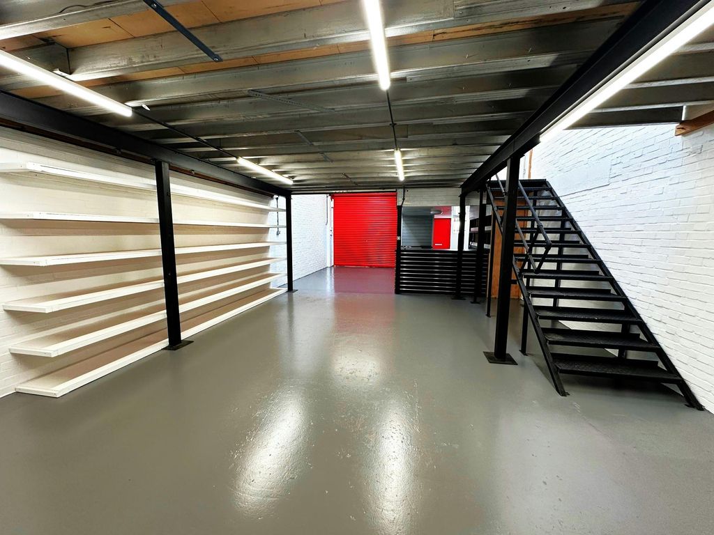 Property photo 2 of 5 Warehouse.Jpg