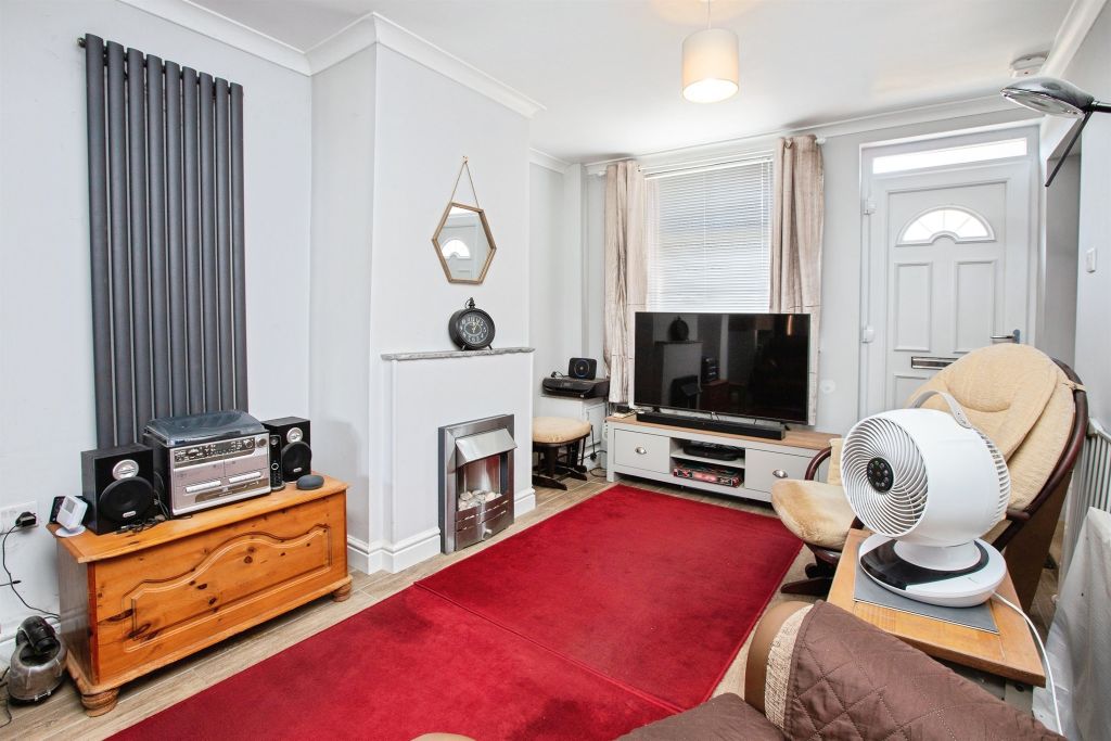 Property photo 3 of 14