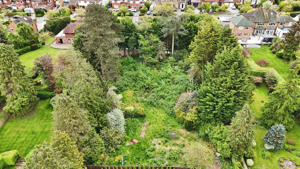 Property photo 1 of 14 2027420