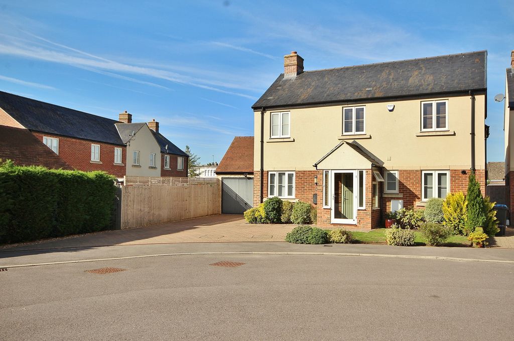 Property photo 2 of 30