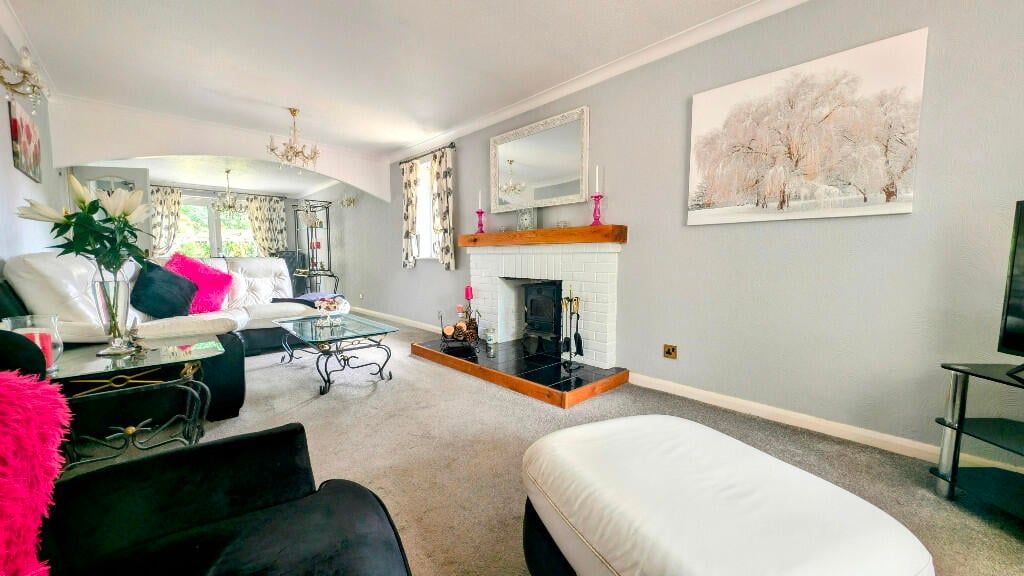 Property photo 3 of 22