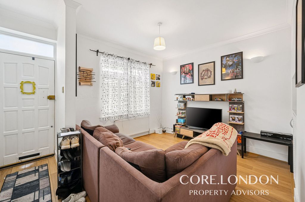 Property photo 2 of 14