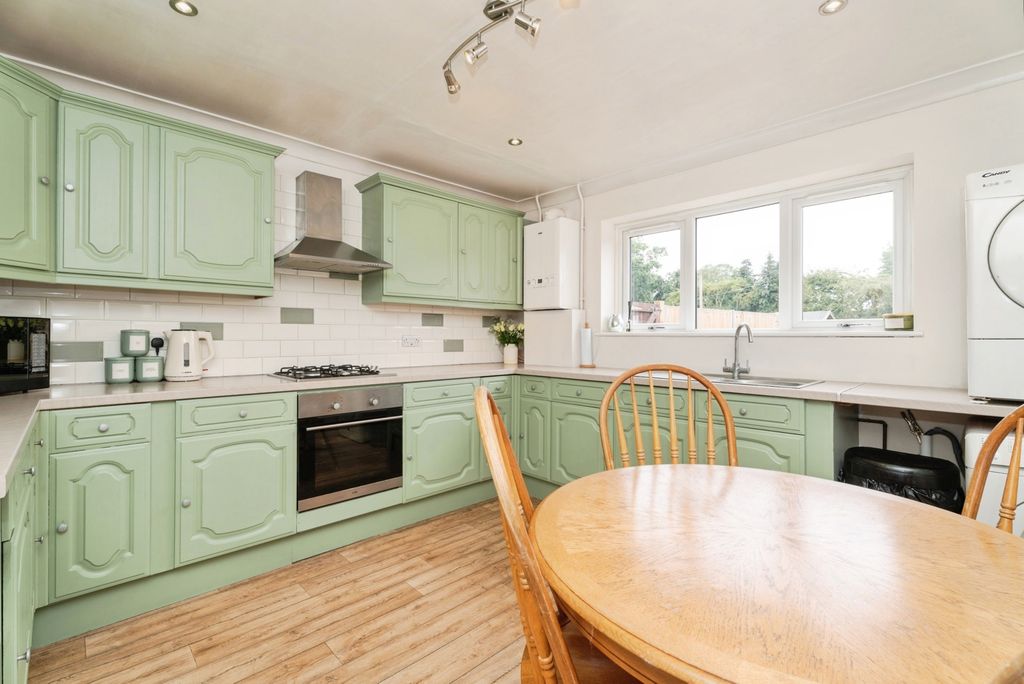 Property photo 2 of 15 Pbox-Img.Jpg