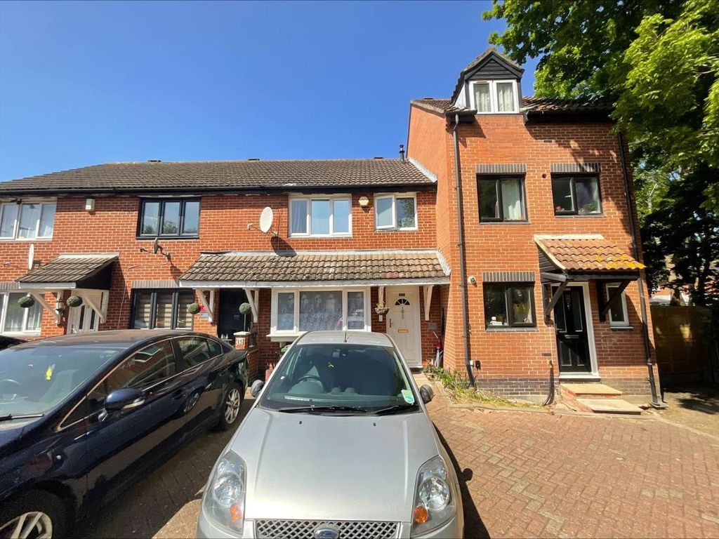 Property photo 2 of 8 Image