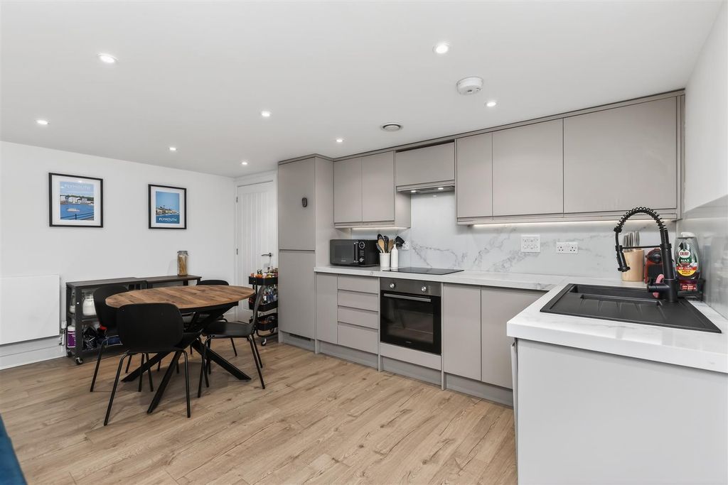 Property photo 3 of 22 Open Plan Living